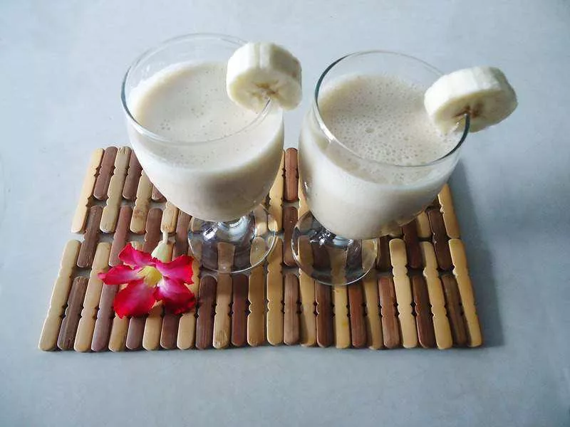 Batido de banana con melaza