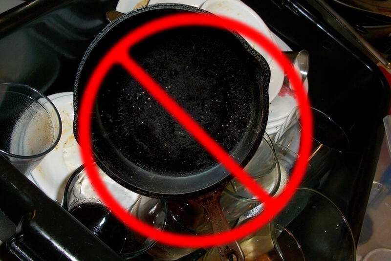 no meter en lavavajillas para mantenimiento y limpieza de la sartén